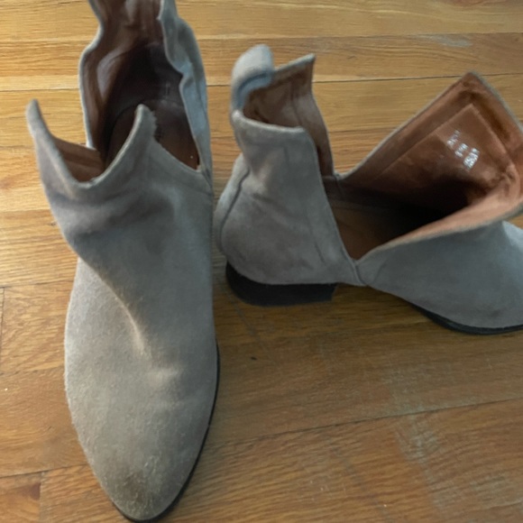 Jeffrey Campbell muskrat booties. Neutral color - Picture 5 of 5